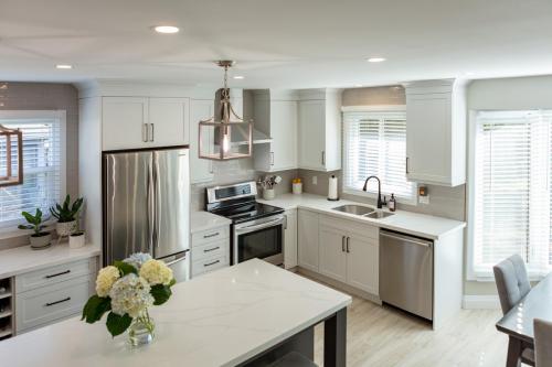 Mobel-Cabinetry Carv-Kitchens 22-Linhaven 46 (1)